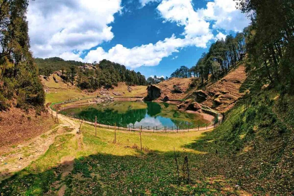 Trek & Travel: Barot, Jibhi Jalori Pass Circuit 